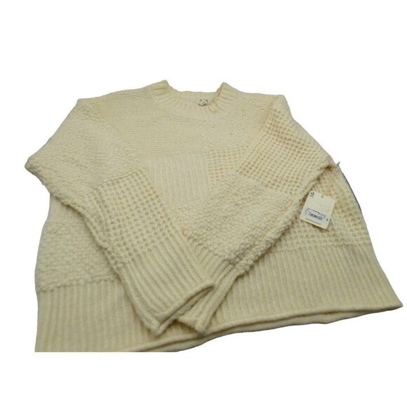 a.n.a Petite Women’s Textured Stitch Crew Neck Sweater, PL, Ivory - Picture 6 of 15